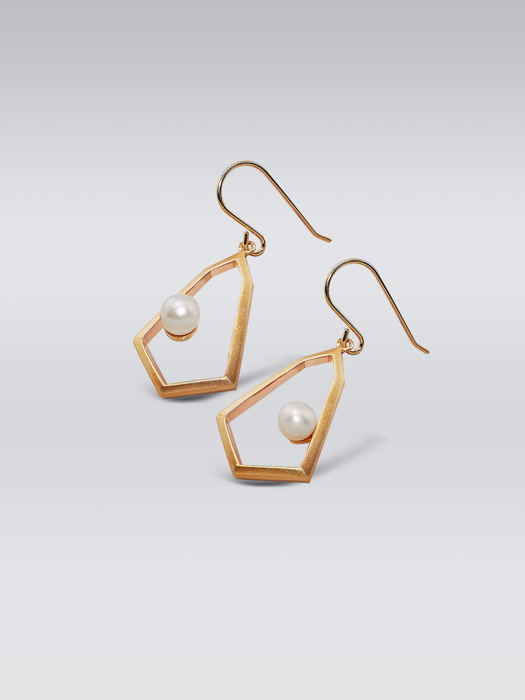 Roségoldene Tropfen-Ohrringe