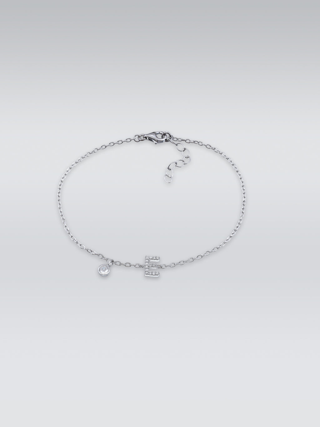 Buchstaben-Charm-Armband