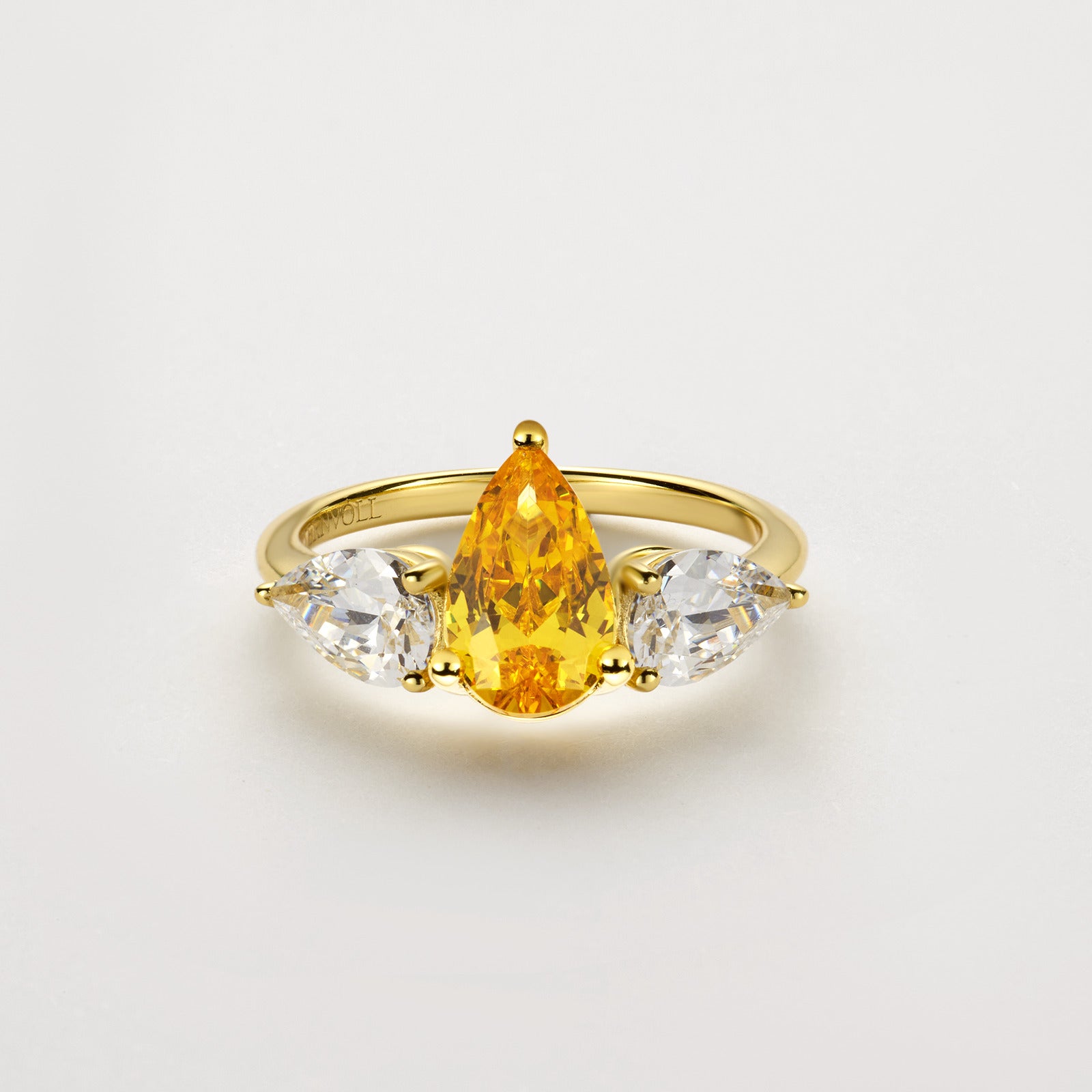 Drei Stein Pear Labordiamant Ring 18K Gold