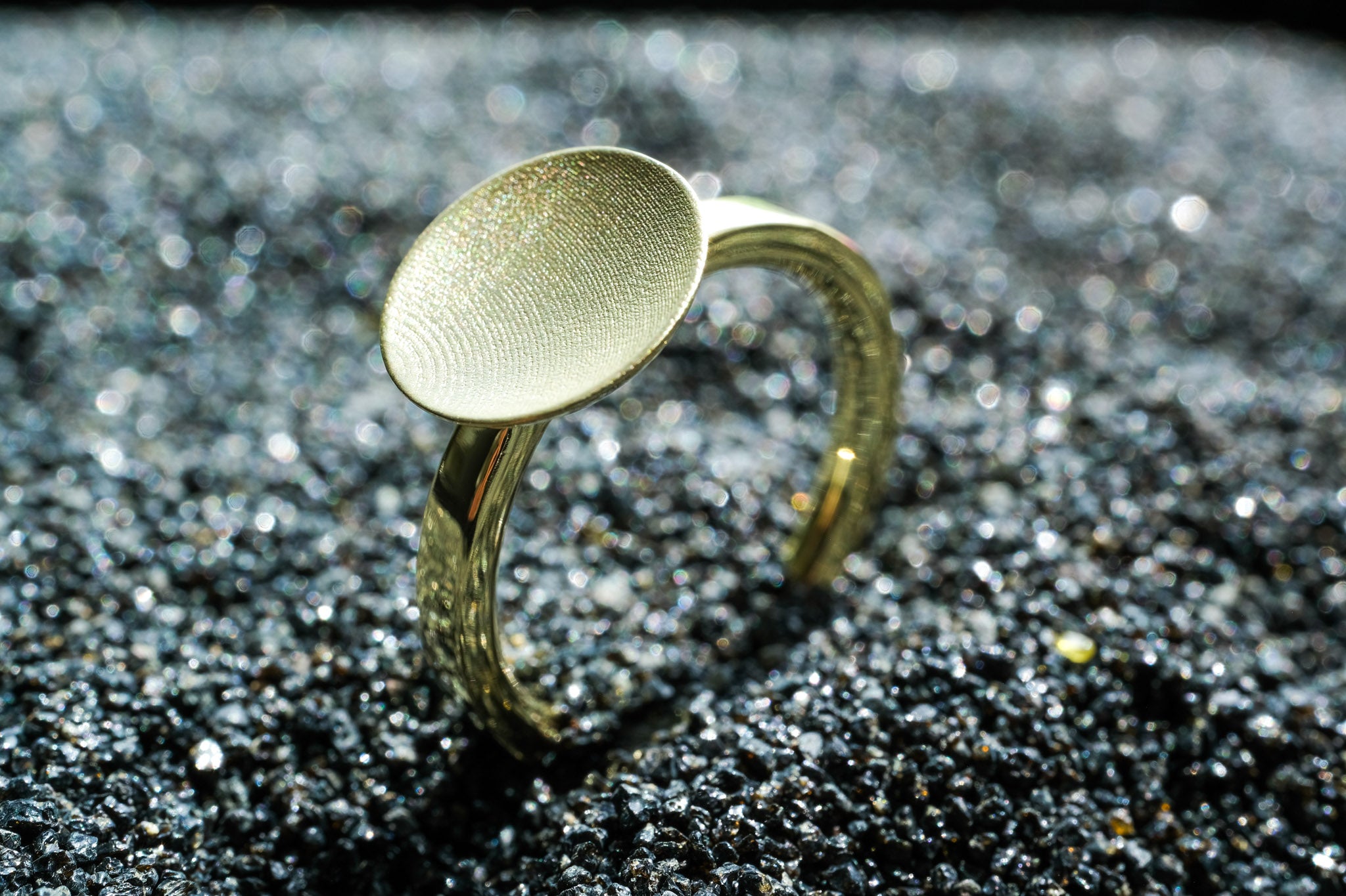 Moonlight 14k Gold Ring with Textured Oval Top Handcrafted in Germany