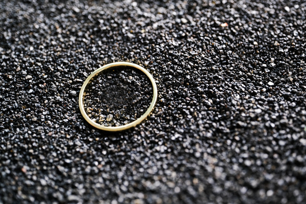 Schmaler Ring aus 14k Gold für elegante Alltagslooks