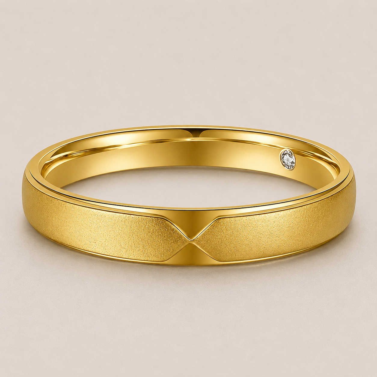 Matter Bandring mit X-Detail und Diamant in 18K Gold