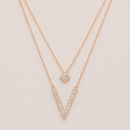 18k Roségold Layered V Halskette mit Labordiamanten