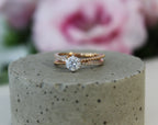 Color-Rose gold