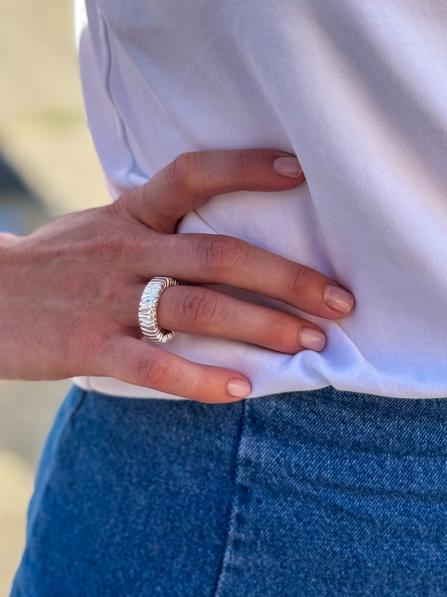 Markanter strukturierter Bandring aus 925 Sterling Silber – handgefertigt in Deutschland