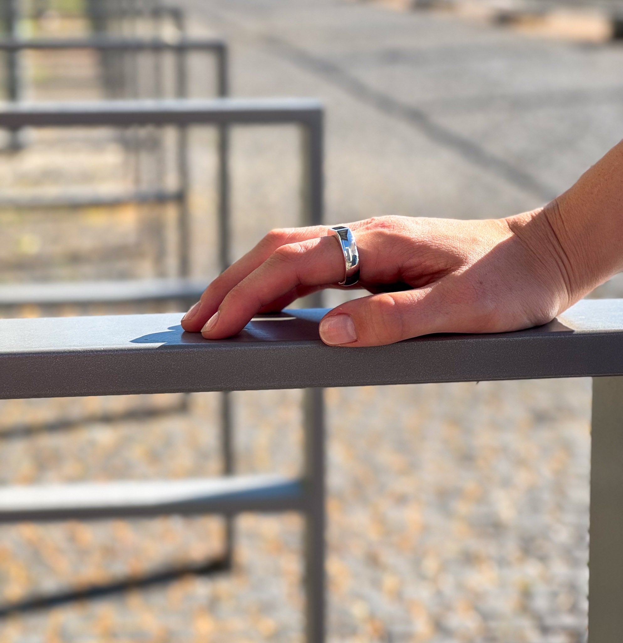 Minimalistischer Siegelring aus 925 Sterling Silber mit Hochglanzfinish