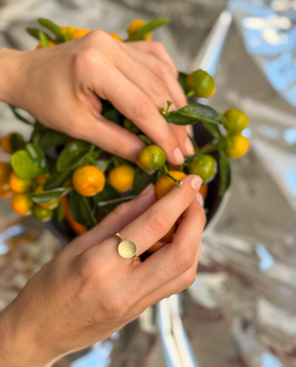 Moonlight 14k Gold Ring with Textured Oval Top Handcrafted in Germany