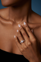 color-white gold