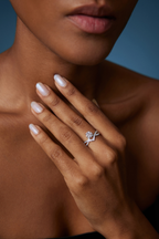 color-white gold