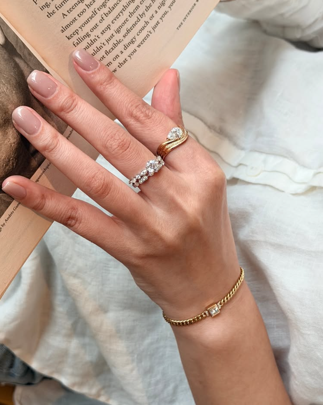 Diamond Ring in Curved Design with Pear Cut Lab Grown Diamond