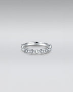 color-white gold