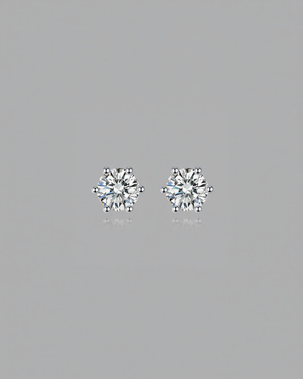 Timeless 6-Prong Solitaire Ear Studs