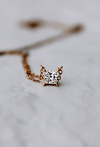 color-gold