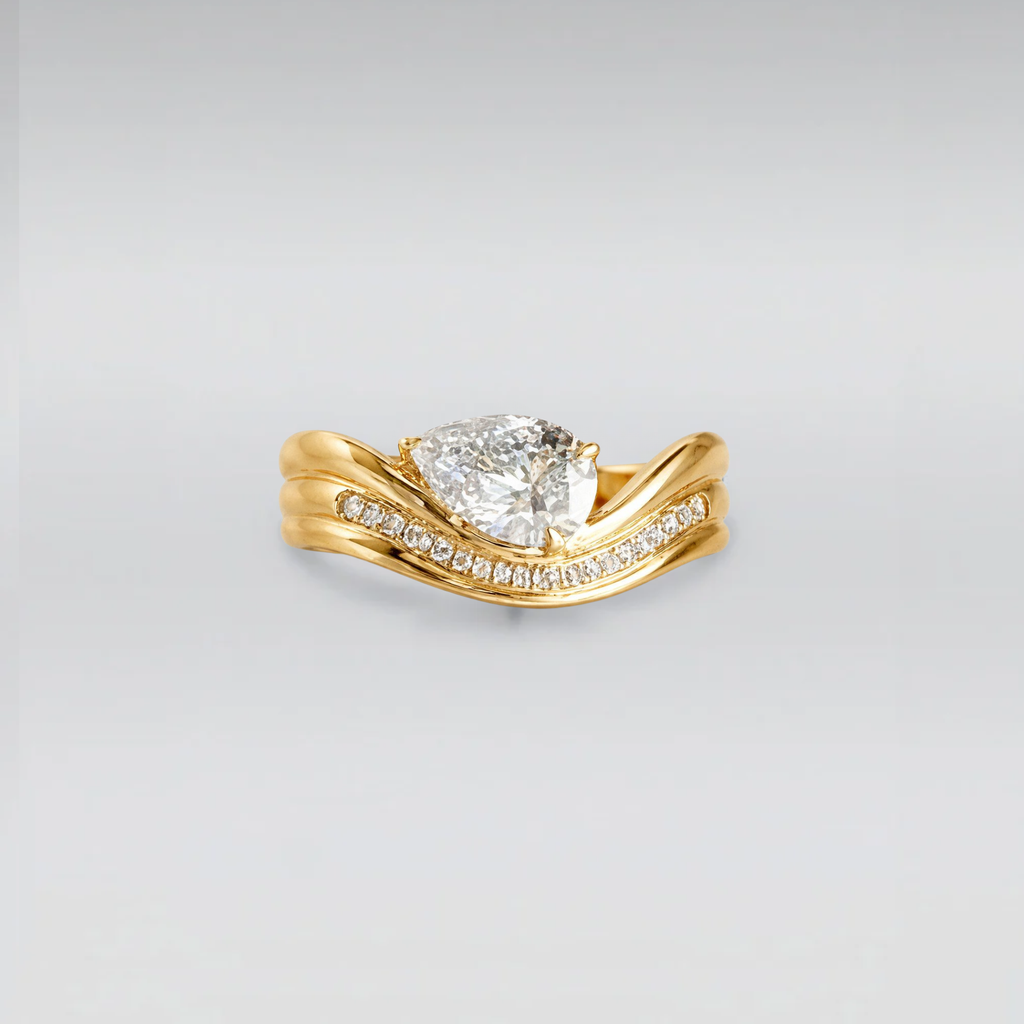 Diamond Ring in Curved Design with Pear Cut Lab Grown Diamond
