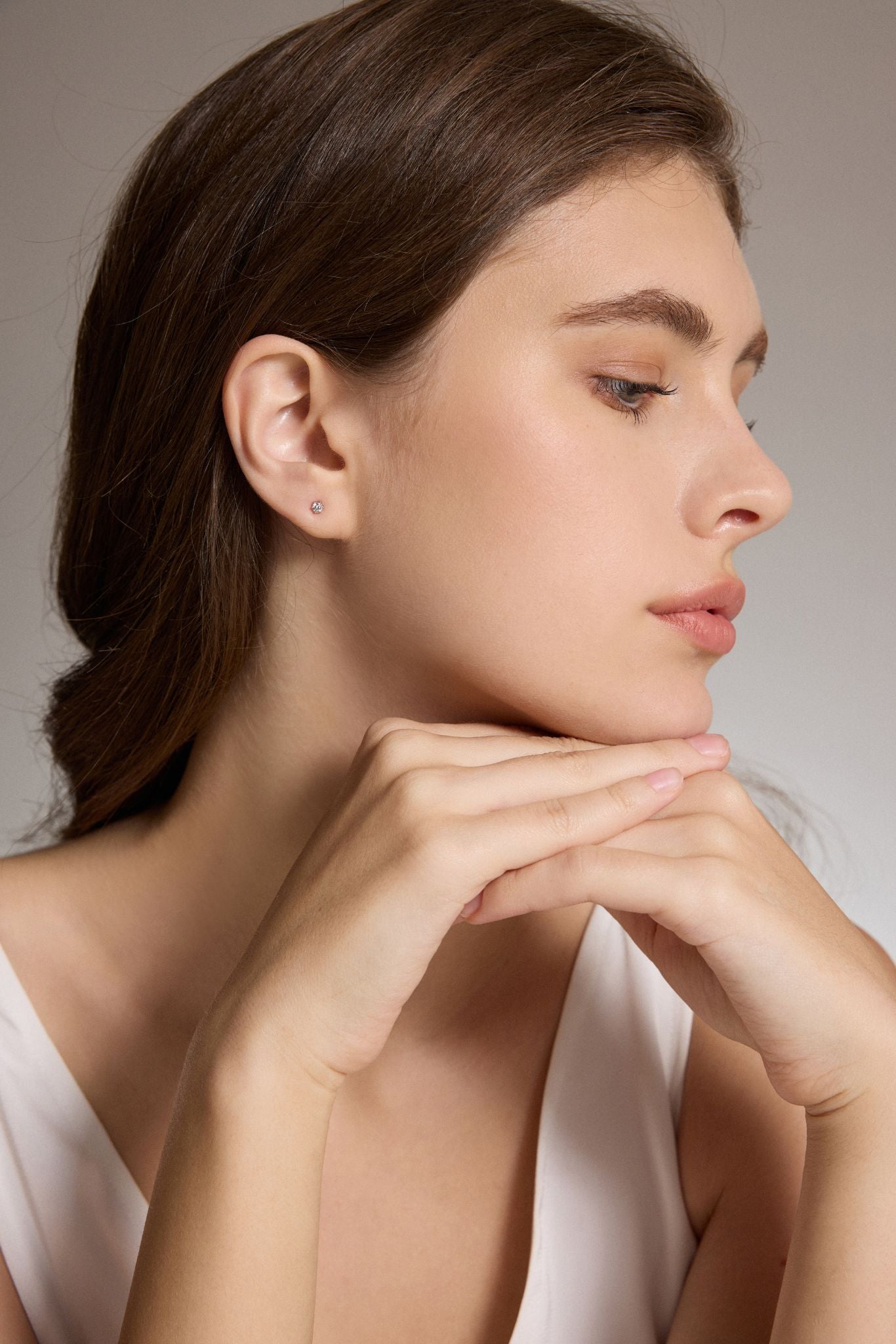 Timeless 6-Prong Solitaire Ear Studs