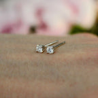 color-white gold