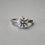 color-white gold