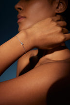 color-white gold