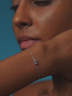 color-white gold