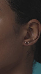 18k Roségold Pavé Curve Ohrstecker mit Labordiamanten