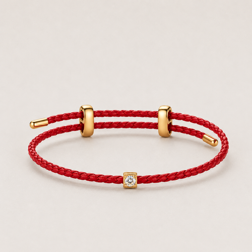 Rotes Armband aus veganem Leder mit 0,10 ct Labordiamant und Details aus 18K Gold
