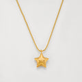 Stern Collier aus massivem 18K Gold mit mattiertem Sternanhänger und feiner Kugelkette.